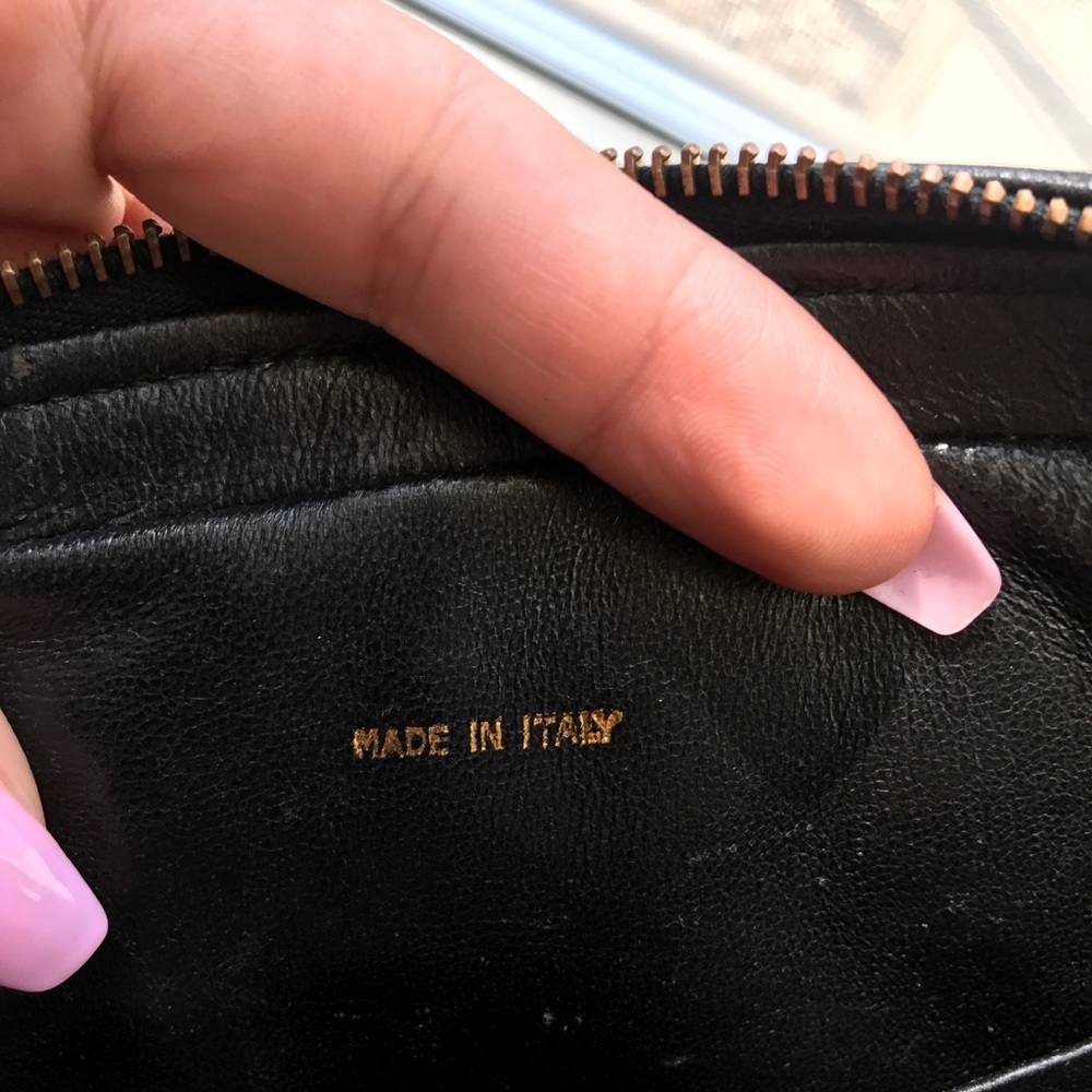 💯%authentic Lambskin vintage camera tassel Chanel - Picture 6 of 8